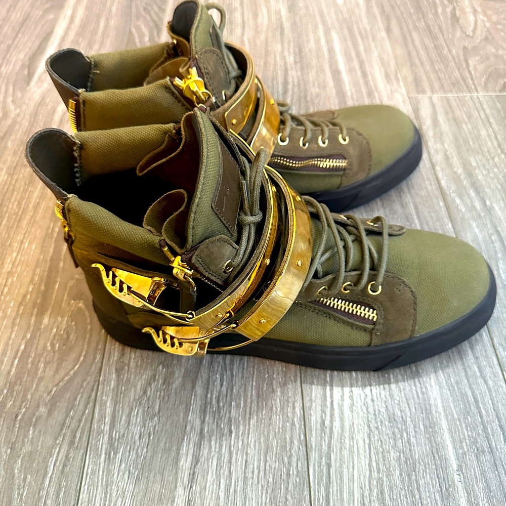 Giuseppe Zanotti Dark Green with Gold Buckle